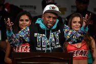 getty_mayweatherfloyd20150912