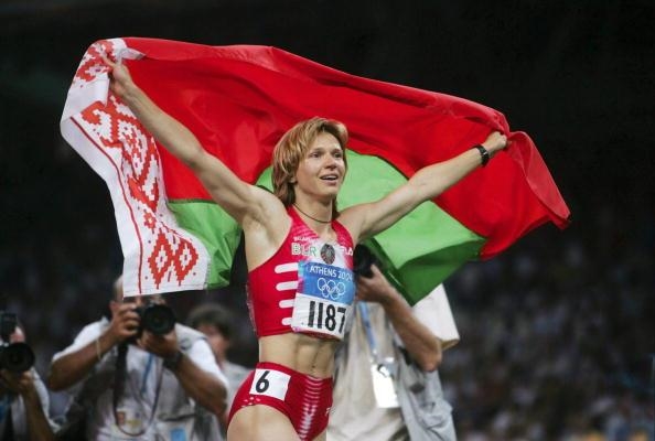 getty_nesterenkojulia20040821