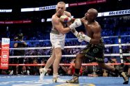 Floyd Mayweather Jr. v Conor McGregor