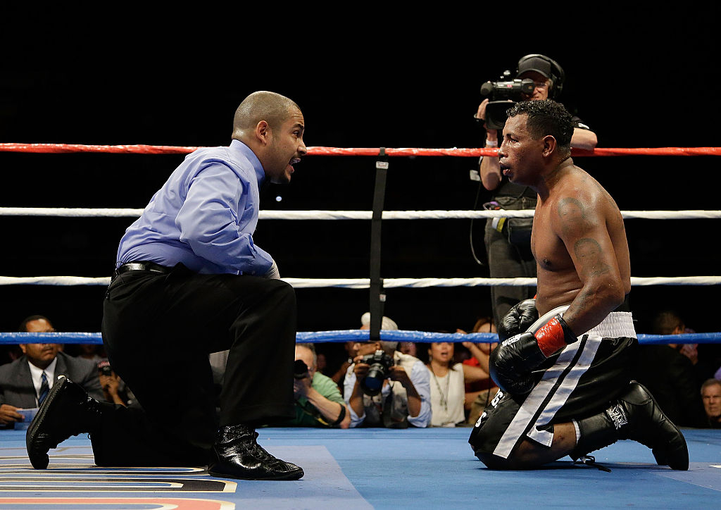 throws a at The Forum on August 29, 2015 in Inglewood, California.