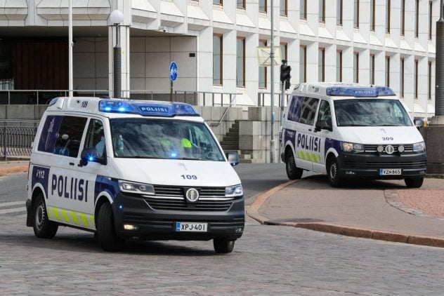 aop_poliisiauto_kuvituskuva