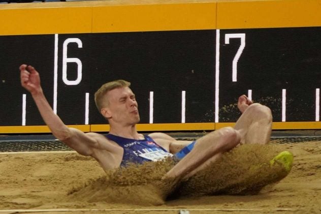 aop_pullikristian30.3E3FW5P